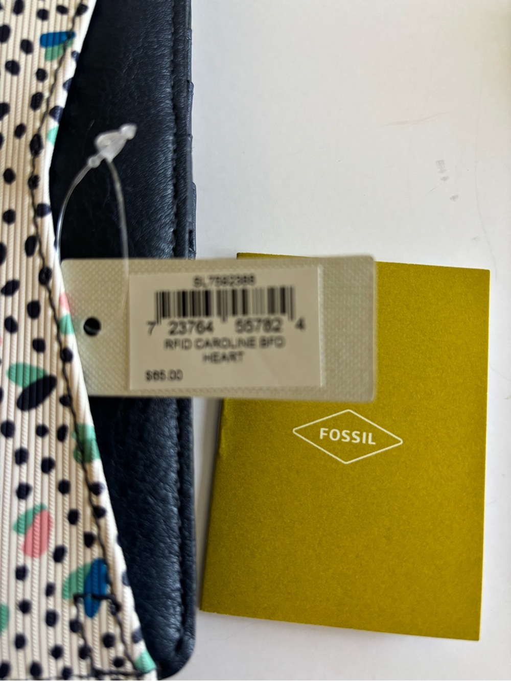 Fossil Wallet - Caroline RFID Hearts & Navy Wallet with Gold Zipper